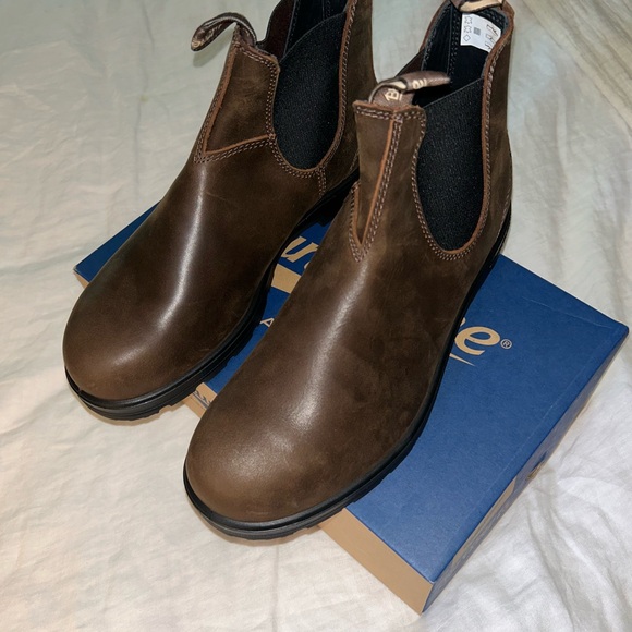 Blundstone Brown Chelsea Boots - Picture 3 of 4